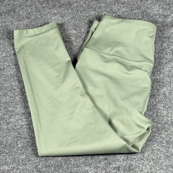 Yogalicious Lux Medium High Waist Capri Athletic Yoga Leggings Pocket Quick Dry - Picture 1 of 8